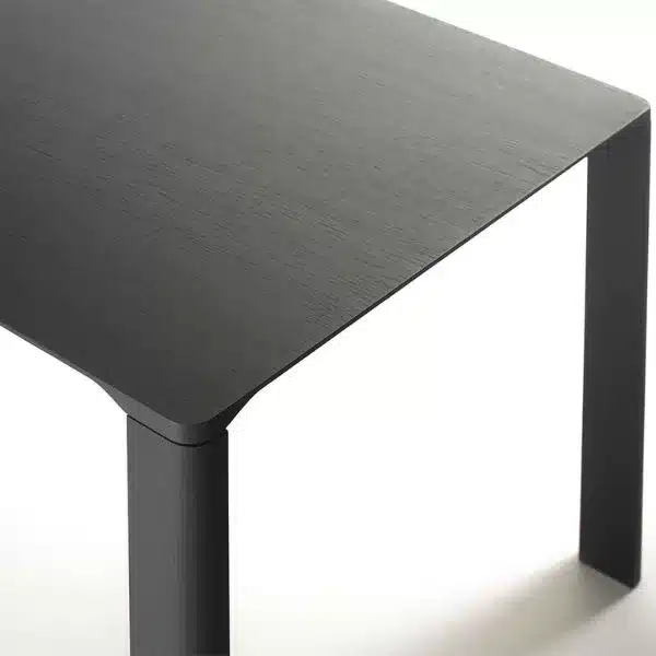 Treku - Mesa de jantar - Sendo 2 Treku - Mesa de jantar - Sendo
